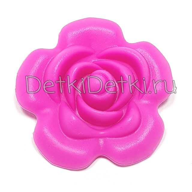 Роза фуксия