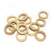 Кольцо из бука c  продольным отверстием Д(30 мм.)