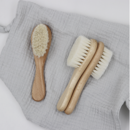 Расчёска для новорожденных детей из козьей шерсти