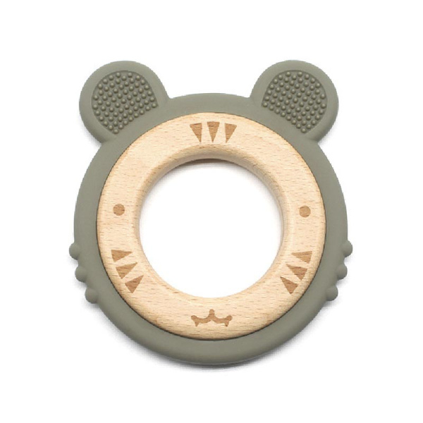 Тигр Лён на деревянном кольце